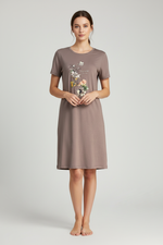 Нощница с флорален принт - над коляното