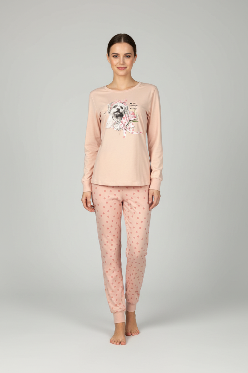 Дамска пижама с куче