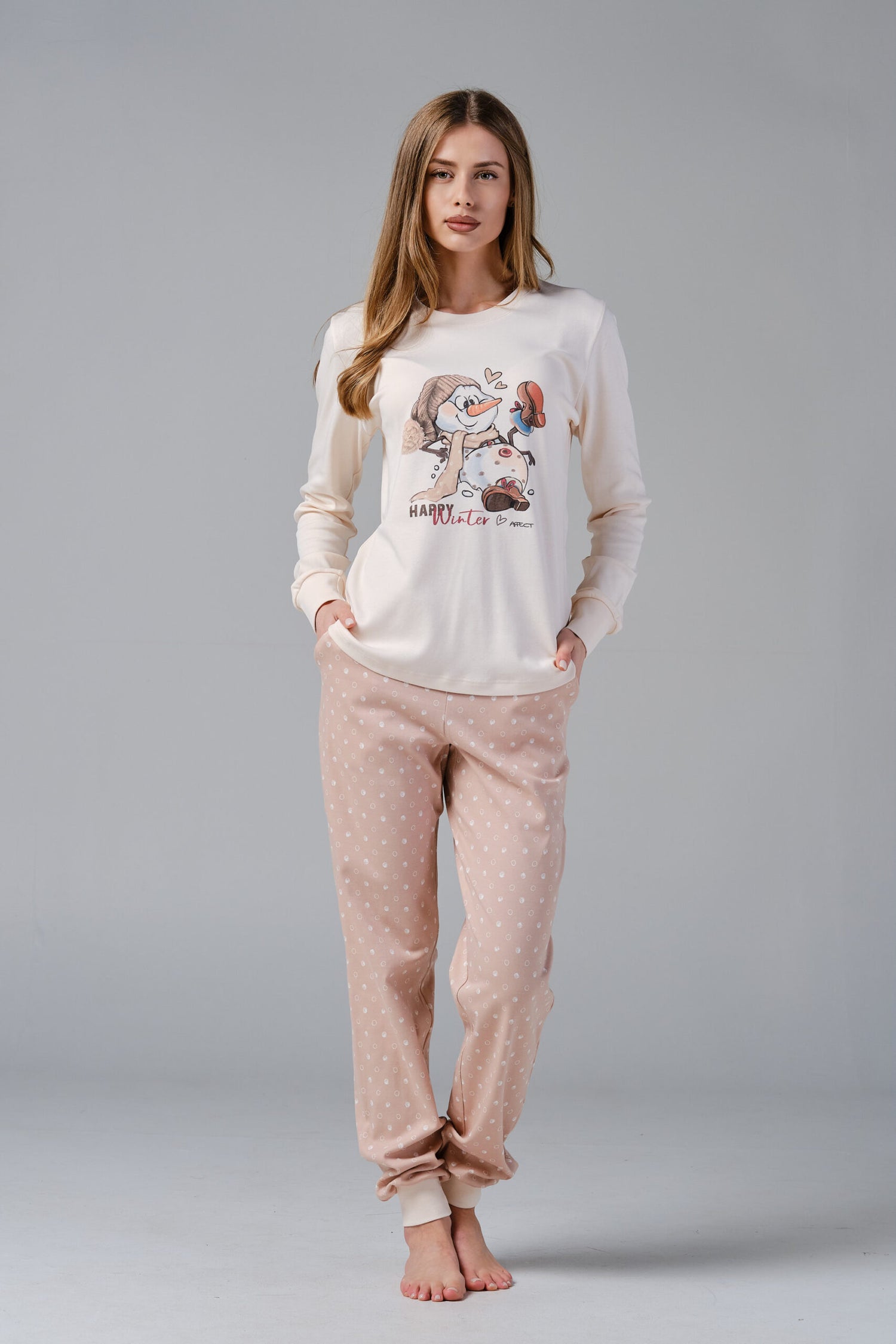 Зимна Дамска Пижама "Smiley Snowman"