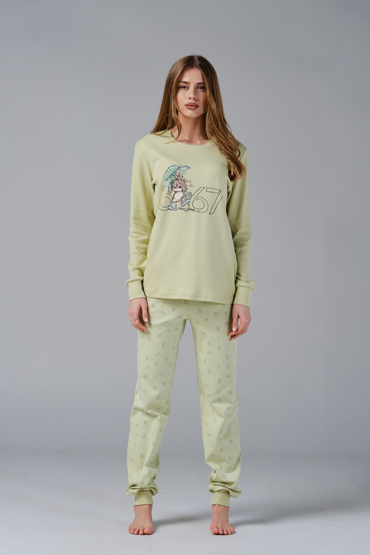 Зимна Дамска Пижама "6-7"