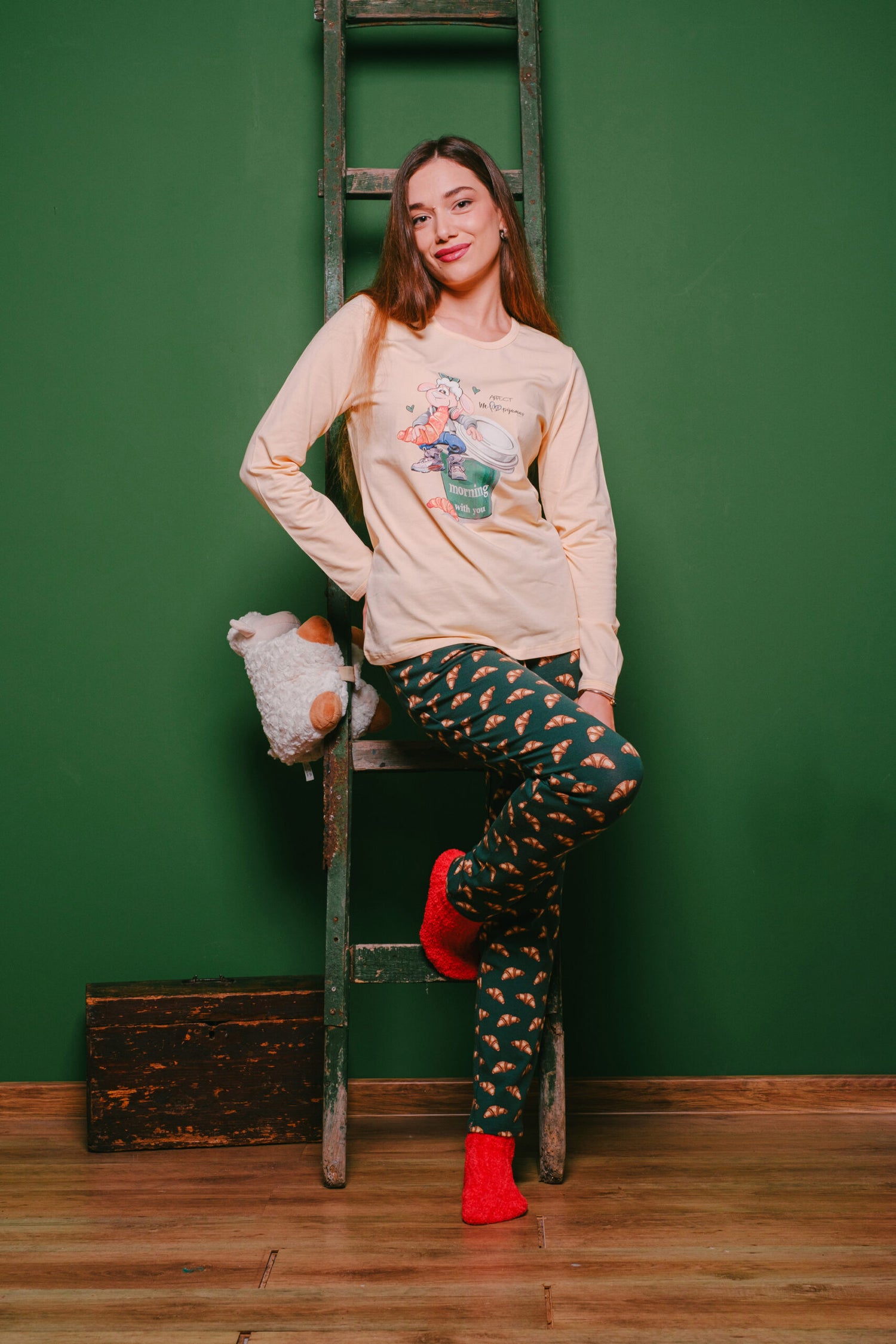 Дамска пижама "Кифлички"