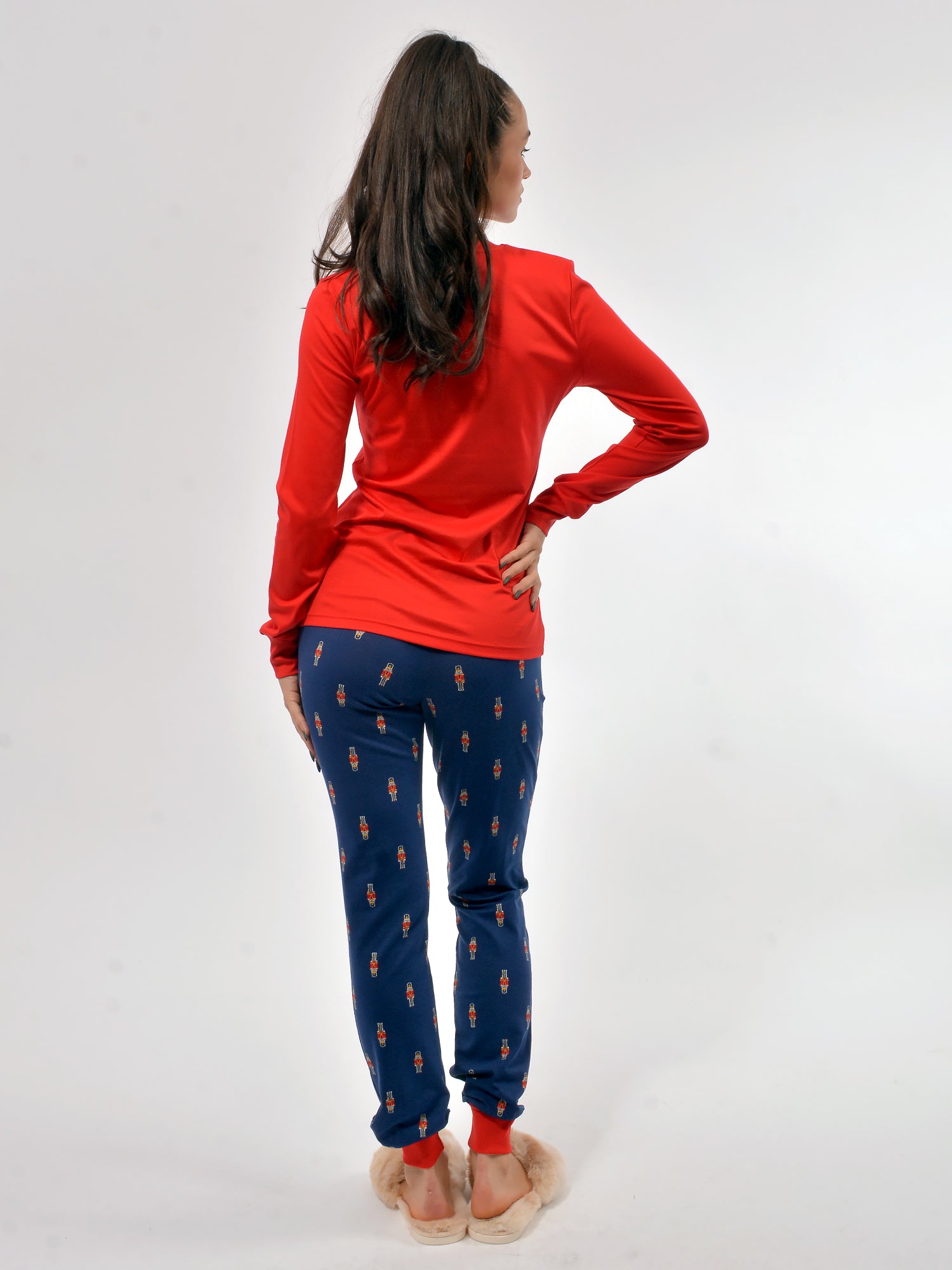 Коледна Дамска Пижама "Lead Solder"