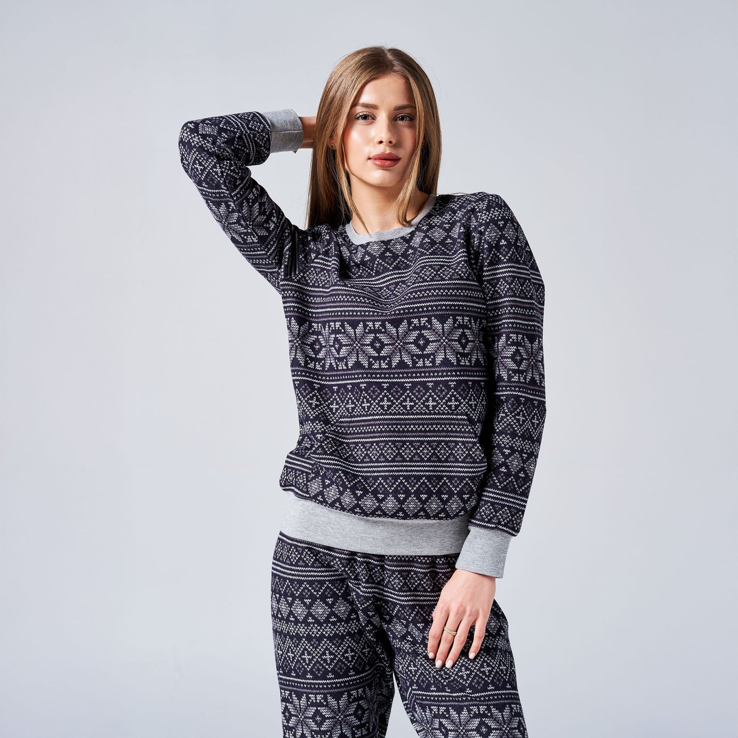 Зимна Дамска Пижама "Snowflake"