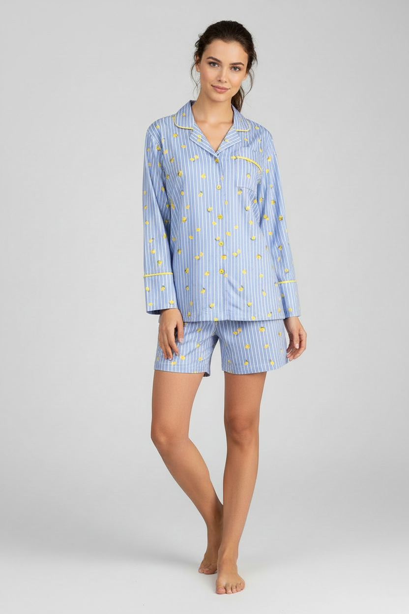 Дамска пижама Blue Lemon Chic на модел