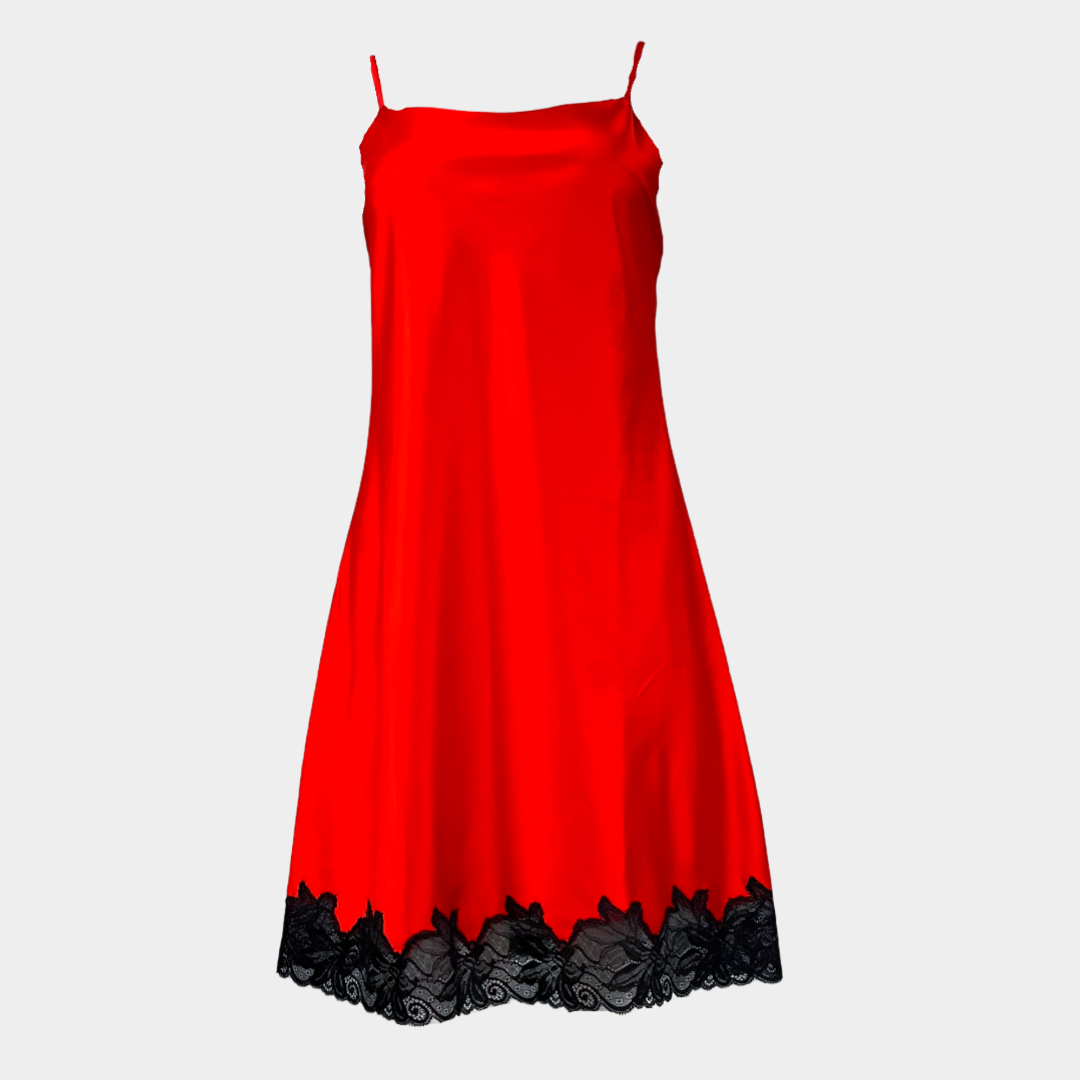 Елегантна дамска нощница "Red and Black "