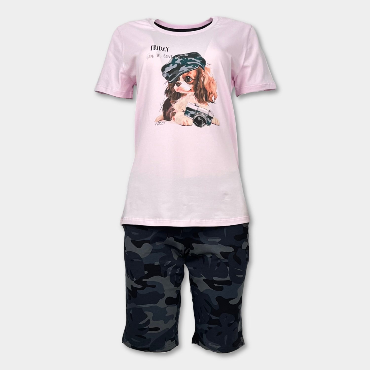 Лятна дамска пижама "Dog in Love"