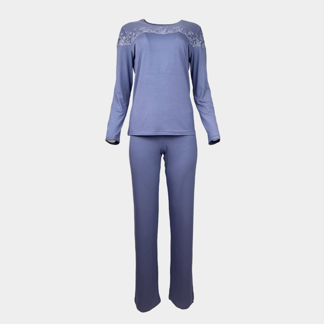 Luxurious Women's Pajamas with Lace "Lila" 